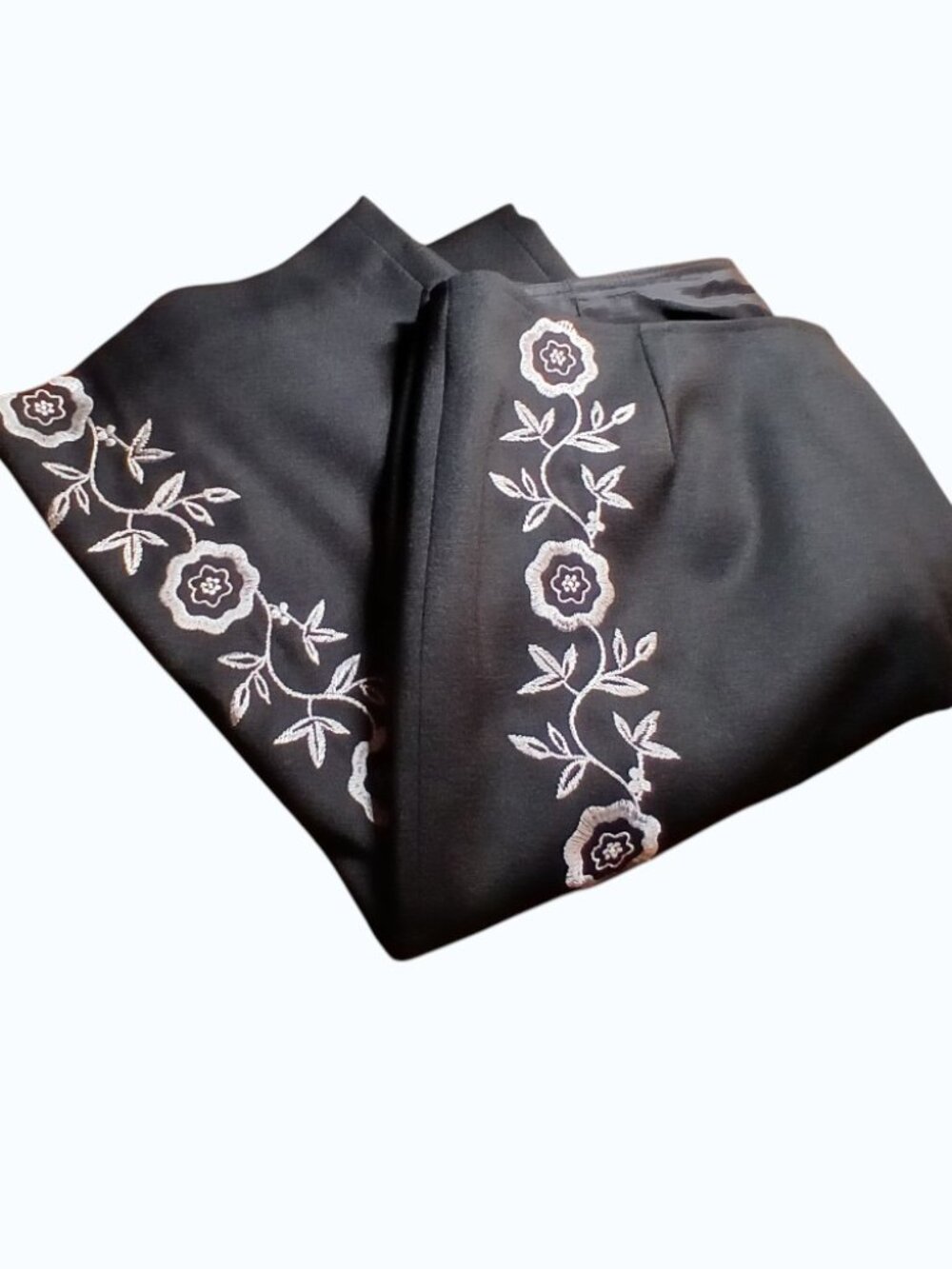 INC Black & White Embroidered Wide Leg Boho Pants - Like New - Picture 5 of 9